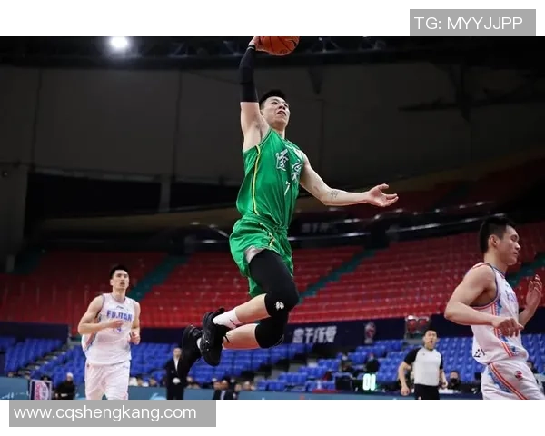 重庆网球队以79分领跑精英赛积分榜展现强劲实力